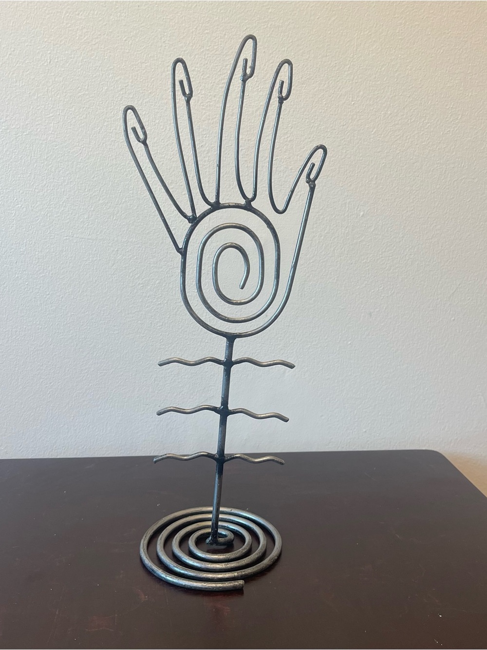 90s Wrought Iron Whimsygoth Palm Jewelry Holder